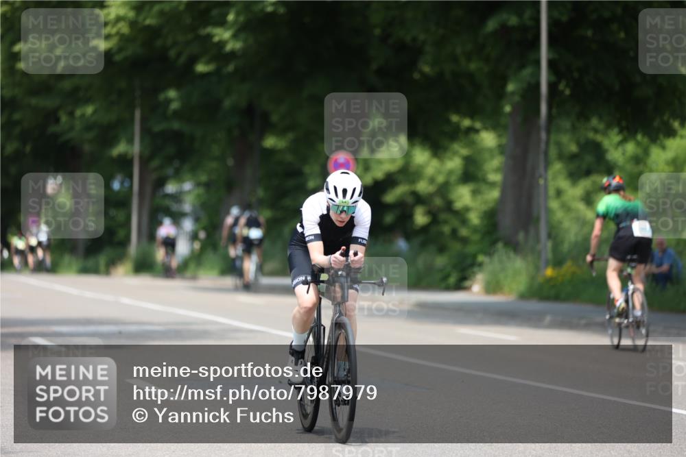 15.06.2025 - 7 Türme Triathlon Yannick Fuchs http://msf.ph/oto/7987979 15.06.2025 12:59:23 Radfahren 237, 467, 745, 755, 763, 842, 1075 meine-sportfotos.de