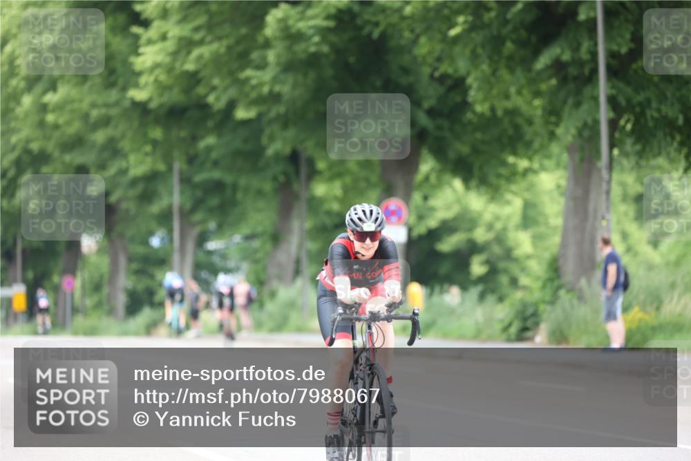 15.06.2025 - 7 Türme Triathlon Yannick Fuchs http://msf.ph/oto/7988067 15.06.2025 11:44:04 Radfahren 232, 233, 236 meine-sportfotos.de