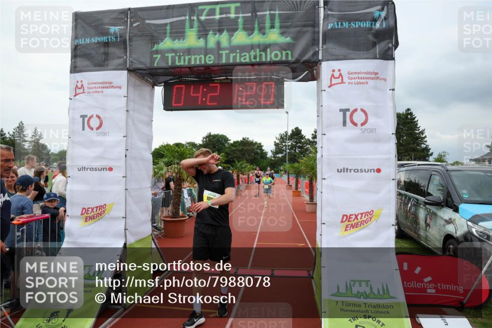 15.06.2025 - 7 Türme Triathlon Michael Strokosch http://msf.ph/oto/7988078 15.06.2025 14:21:19 Ziel 546, 647, 960, 1017, 1051 meine-sportfotos.de