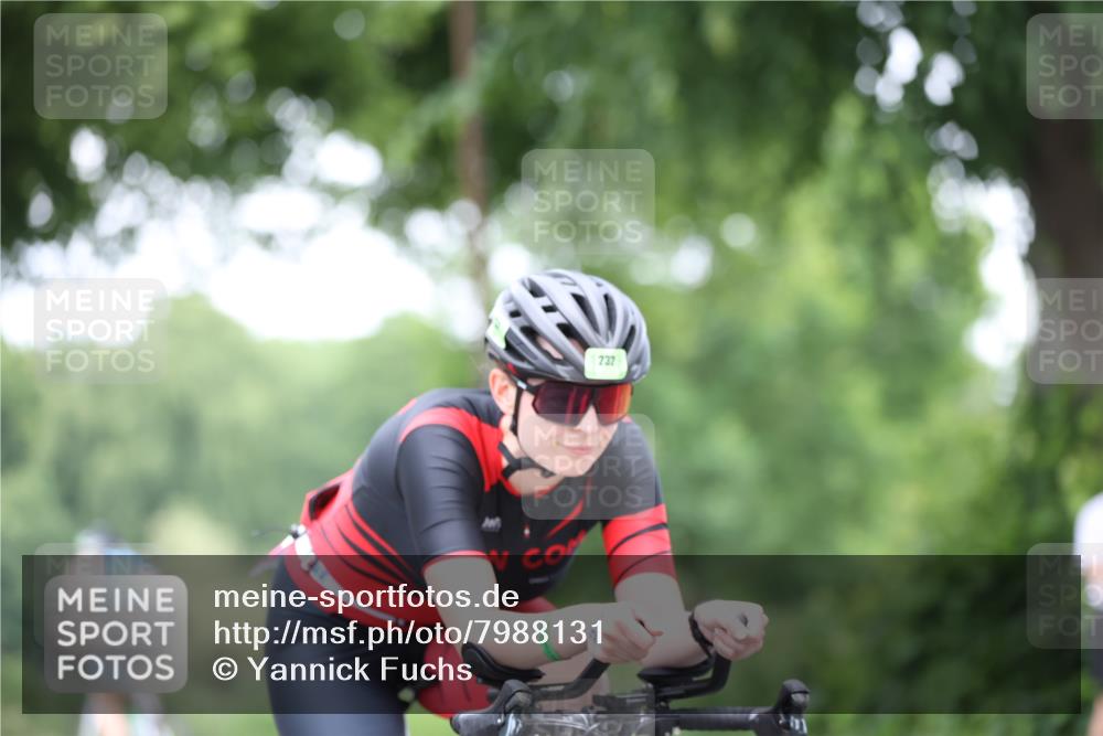 15.06.2025 - 7 Türme Triathlon Yannick Fuchs http://msf.ph/oto/7988131 15.06.2025 11:44:05 Radfahren 204, 232, 233 meine-sportfotos.de