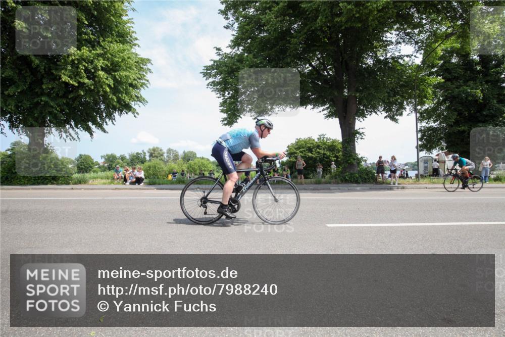 15.06.2025 - 7 Türme Triathlon Yannick Fuchs http://msf.ph/oto/7988240 15.06.2025 12:53:06 Radfahren 255, 265, 341, 470, 591, 608 meine-sportfotos.de