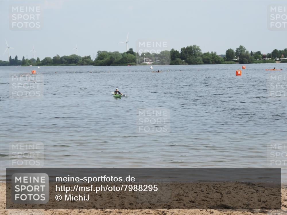 21.06.2025 - 27. Vierlanden-Triathlon MichiJ http://msf.ph/oto/7988295 15.06.2026 09:51:30 Schwimmen  meine-sportfotos.de