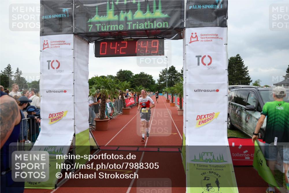 15.06.2025 - 7 Türme Triathlon Michael Strokosch http://msf.ph/oto/7988305 15.06.2025 14:21:49 Ziel 400, 470, 1148 meine-sportfotos.de