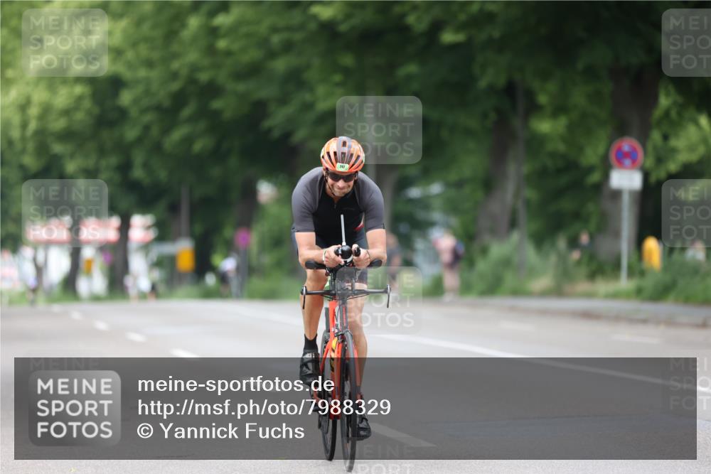 15.06.2025 - 7 Türme Triathlon Yannick Fuchs http://msf.ph/oto/7988329 15.06.2025 11:44:39 Radfahren 247, 289, 317 meine-sportfotos.de
