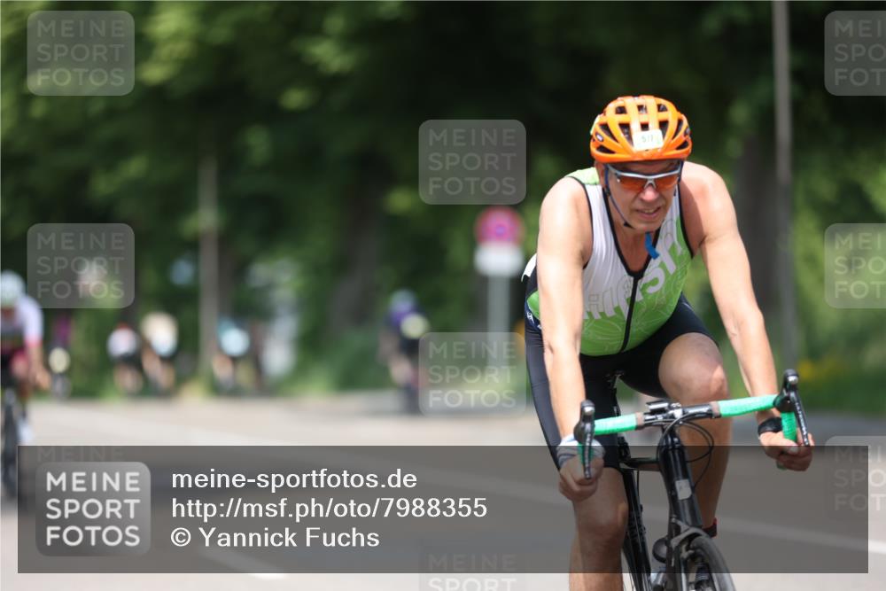 15.06.2025 - 7 Türme Triathlon Yannick Fuchs http://msf.ph/oto/7988355 15.06.2025 13:00:27 Radfahren 200, 402, 461, 495, 577, 665, 869, 879, 945, 1166 meine-sportfotos.de