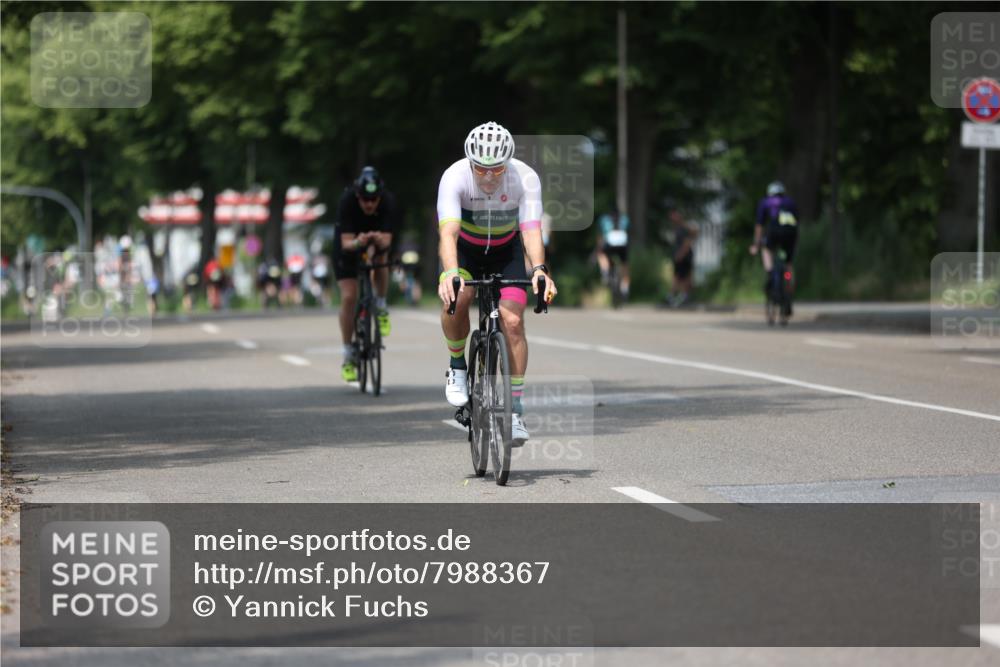 15.06.2025 - 7 Türme Triathlon Yannick Fuchs http://msf.ph/oto/7988367 15.06.2025 13:00:28 Radfahren 200, 402, 461, 495, 577, 665, 879, 945, 1166 meine-sportfotos.de