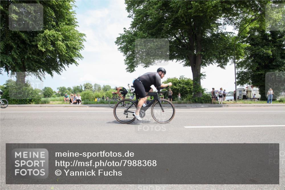 15.06.2025 - 7 Türme Triathlon Yannick Fuchs http://msf.ph/oto/7988368 15.06.2025 12:54:25 Radfahren 380, 604, 672, 673 meine-sportfotos.de