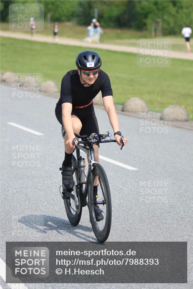 15.06.2025 - 27. Vierlanden-Triathlon H.Heesch http://msf.ph/oto/7988393 15.06.2025 11:42:28 Radfahren 48, 751, 762, 859 meine-sportfotos.de