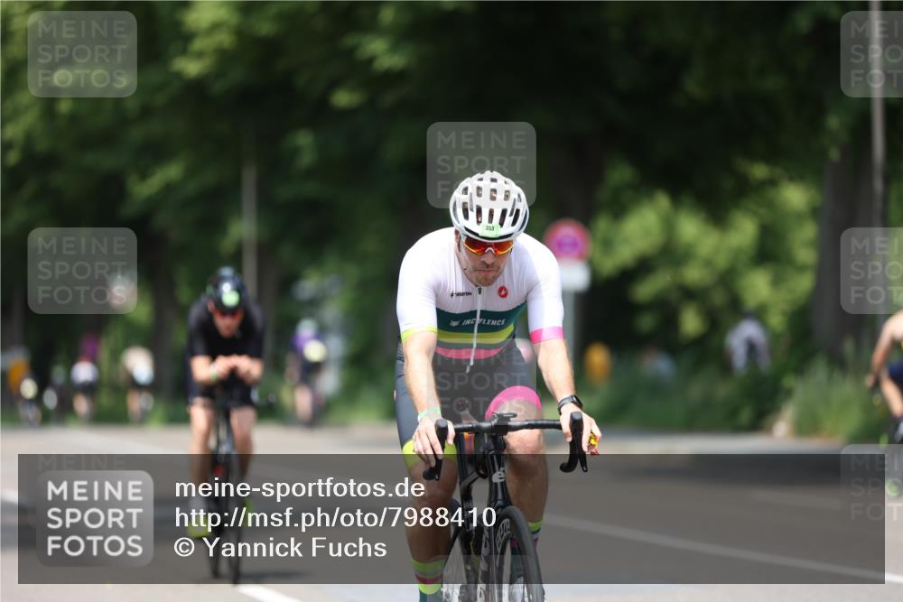 15.06.2025 - 7 Türme Triathlon Yannick Fuchs http://msf.ph/oto/7988410 15.06.2025 13:00:29 Radfahren 200, 402, 461, 495, 577, 665, 879, 945, 1166 meine-sportfotos.de