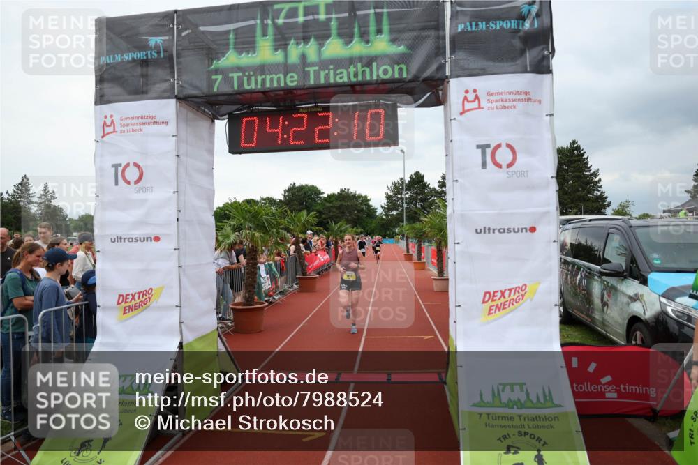 15.06.2025 - 7 Türme Triathlon Michael Strokosch http://msf.ph/oto/7988524 15.06.2025 14:22:10 Ziel 705, 1013 meine-sportfotos.de