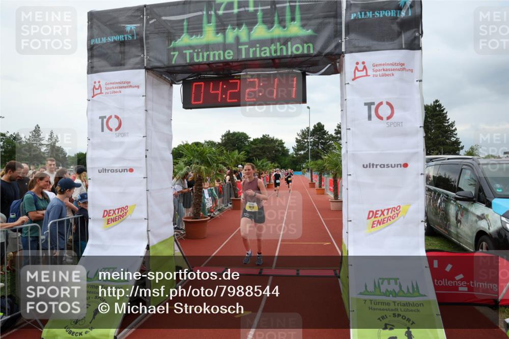 15.06.2025 - 7 Türme Triathlon Michael Strokosch http://msf.ph/oto/7988544 15.06.2025 14:22:11 Ziel 615, 705, 722, 1013 meine-sportfotos.de