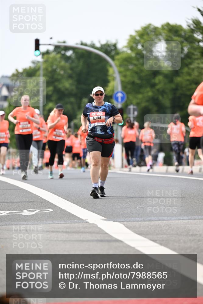 15.06.2025 - REWE Women's Run Dr. Thomas Lammeyer http://msf.ph/oto/7988565 15.06.2025 10:48:38 Laufen 5384 meine-sportfotos.de