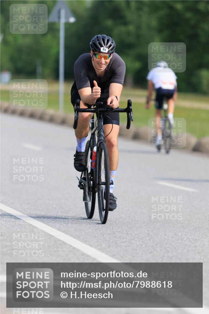 15.06.2025 - 27. Vierlanden-Triathlon H.Heesch http://msf.ph/oto/7988618 15.06.2025 09:26:29 Radfahren 5, 81, 84, 187 meine-sportfotos.de