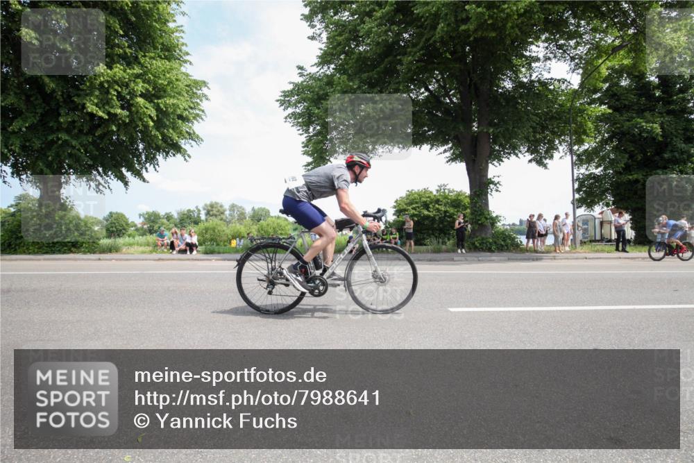 15.06.2025 - 7 Türme Triathlon Yannick Fuchs http://msf.ph/oto/7988641 15.06.2025 12:56:59 Radfahren 315, 360, 388, 440, 592, 615, 664, 1133 meine-sportfotos.de