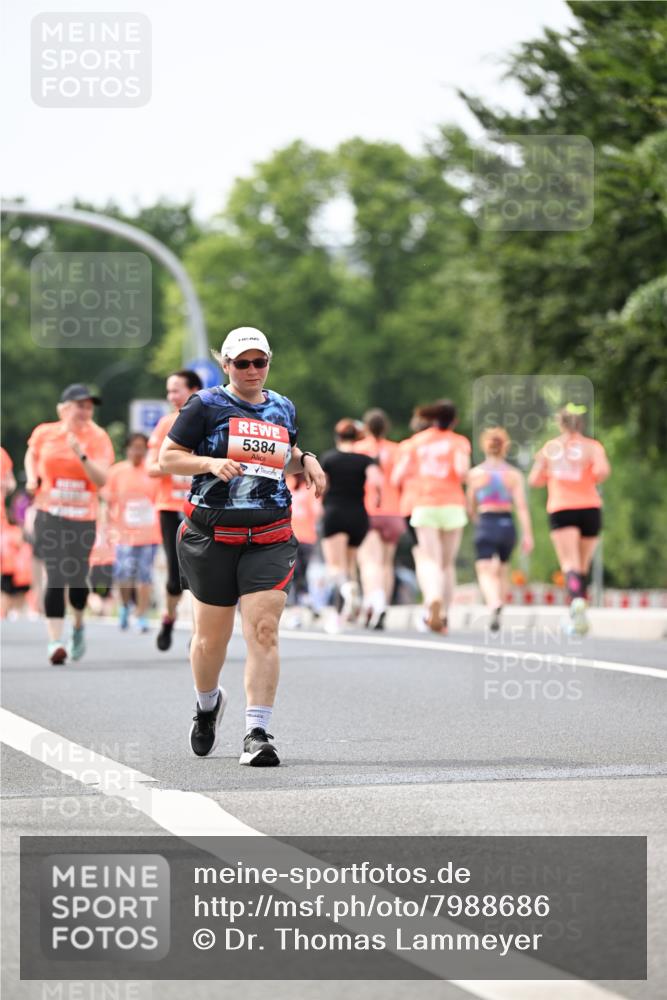 15.06.2025 - REWE Women's Run Dr. Thomas Lammeyer http://msf.ph/oto/7988686 15.06.2025 10:48:40 Laufen 5384 meine-sportfotos.de