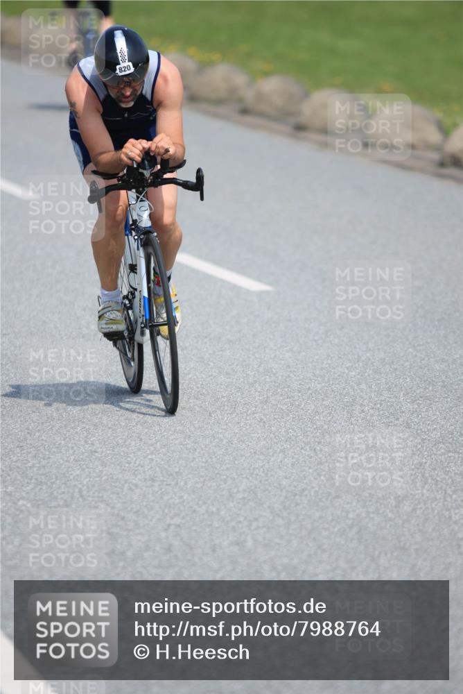 21.06.2025 - 27. Vierlanden-Triathlon H.Heesch http://msf.ph/oto/7988764 15.06.2025 11:44:01 Radfahren 163, 683, 691, 793, 820 meine-sportfotos.de