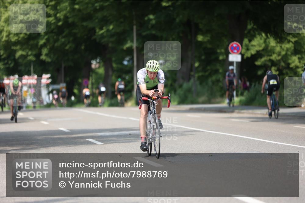 15.06.2025 - 7 Türme Triathlon Yannick Fuchs http://msf.ph/oto/7988769 15.06.2025 13:00:40 Radfahren 234, 252, 424, 579, 641, 805, 963, 992, 1049, 1149 meine-sportfotos.de