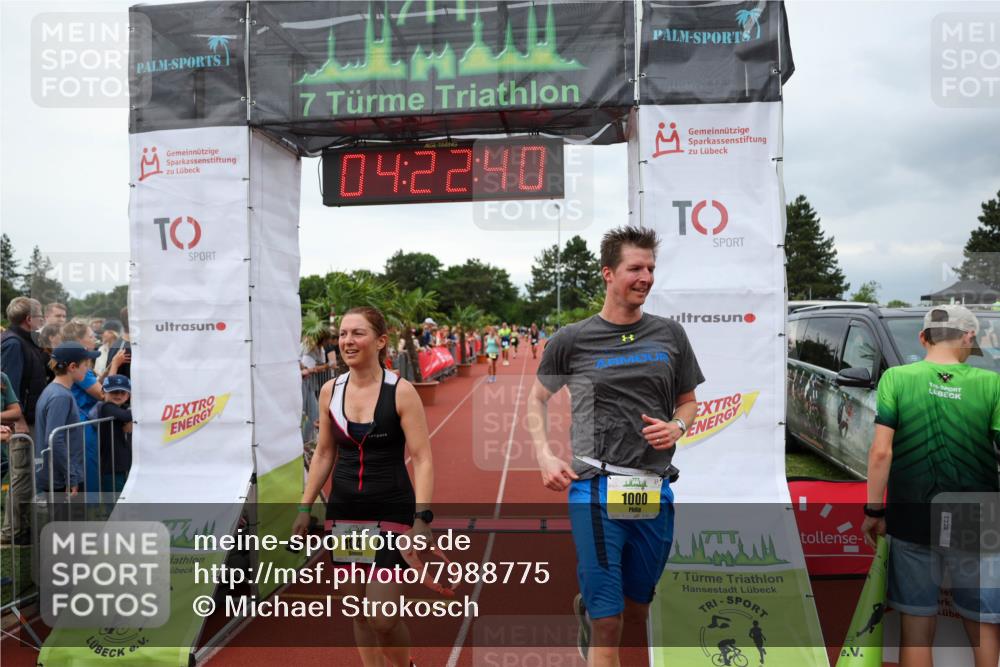 15.06.2025 - 7 Türme Triathlon Michael Strokosch http://msf.ph/oto/7988775 15.06.2025 14:22:39 Ziel 724, 1000, 1042 meine-sportfotos.de