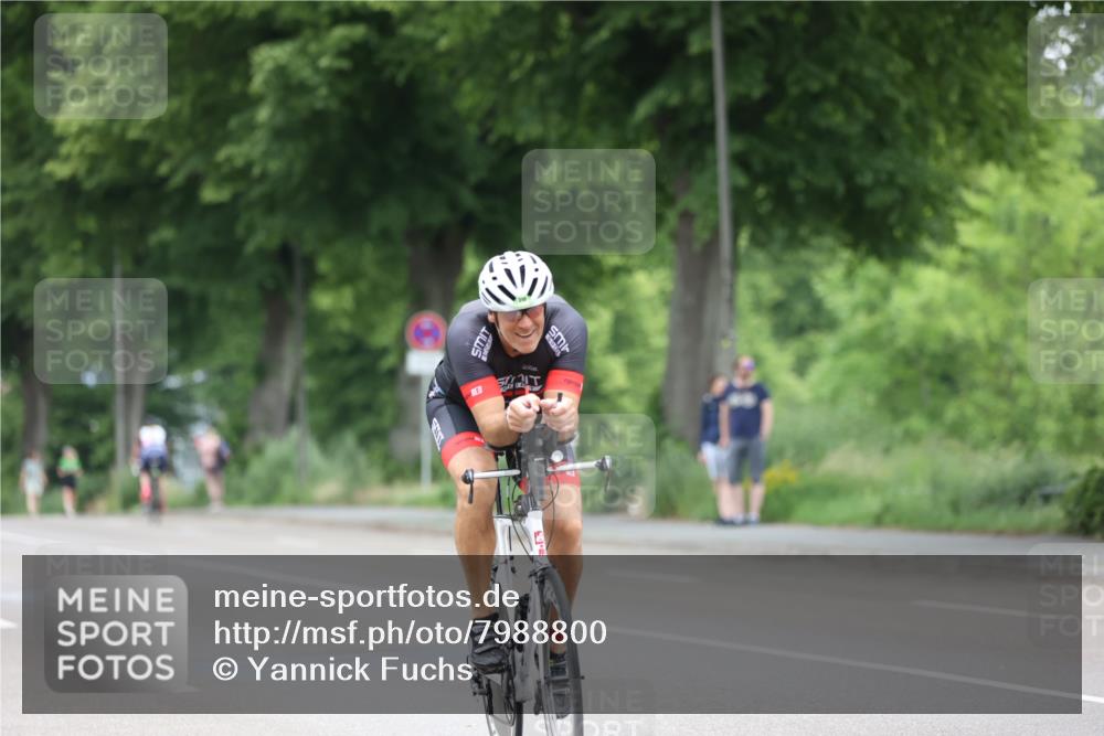 15.06.2025 - 7 Türme Triathlon Yannick Fuchs http://msf.ph/oto/7988800 15.06.2025 11:45:44 Radfahren 232, 245, 301 meine-sportfotos.de