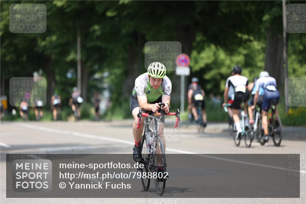 15.06.2025 - 7 Türme Triathlon Yannick Fuchs http://msf.ph/oto/7988802 15.06.2025 13:00:41 Radfahren 234, 252, 327, 424, 579, 641, 805, 927, 992, 1049, 1149 meine-sportfotos.de