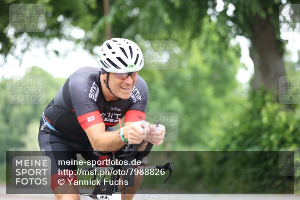15.06.2025 - 7 Türme Triathlon Yannick Fuchs http://msf.ph/oto/7988826 15.06.2025 11:45:45 Radfahren 232, 245, 301 meine-sportfotos.de