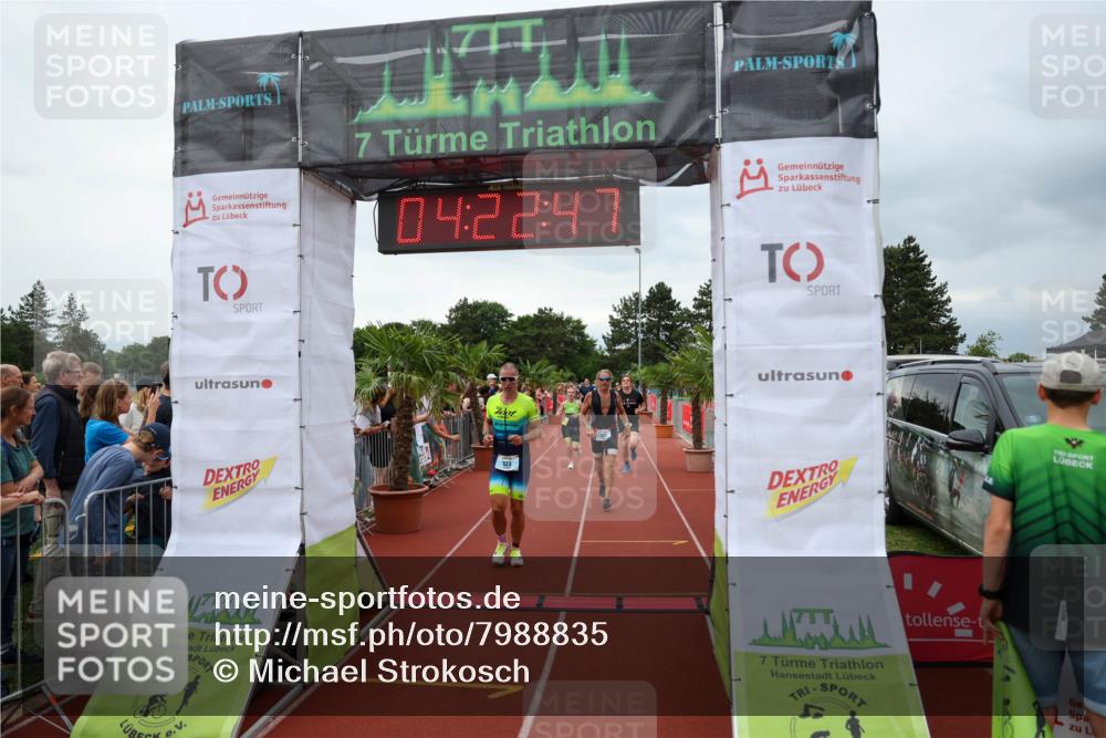15.06.2025 - 7 Türme Triathlon Michael Strokosch http://msf.ph/oto/7988835 15.06.2025 14:22:47 Ziel 423, 497, 724, 754, 761 meine-sportfotos.de
