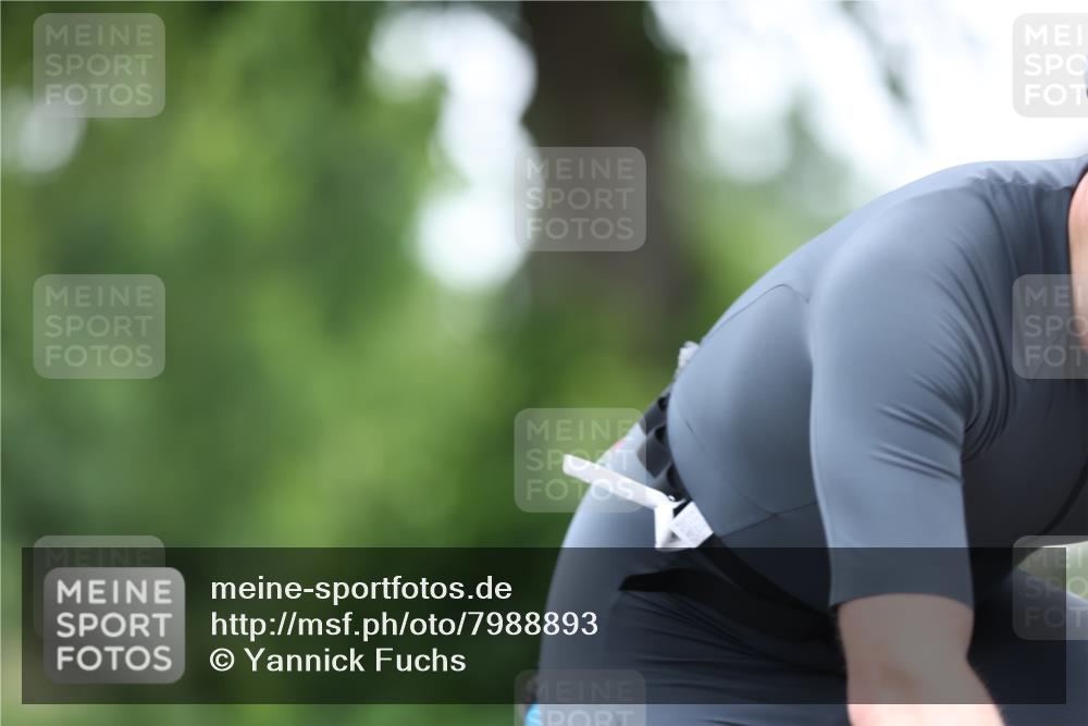 15.06.2025 - 7 Türme Triathlon Yannick Fuchs http://msf.ph/oto/7988893 15.06.2025 11:46:00 Radfahren 208, 241, 273 meine-sportfotos.de