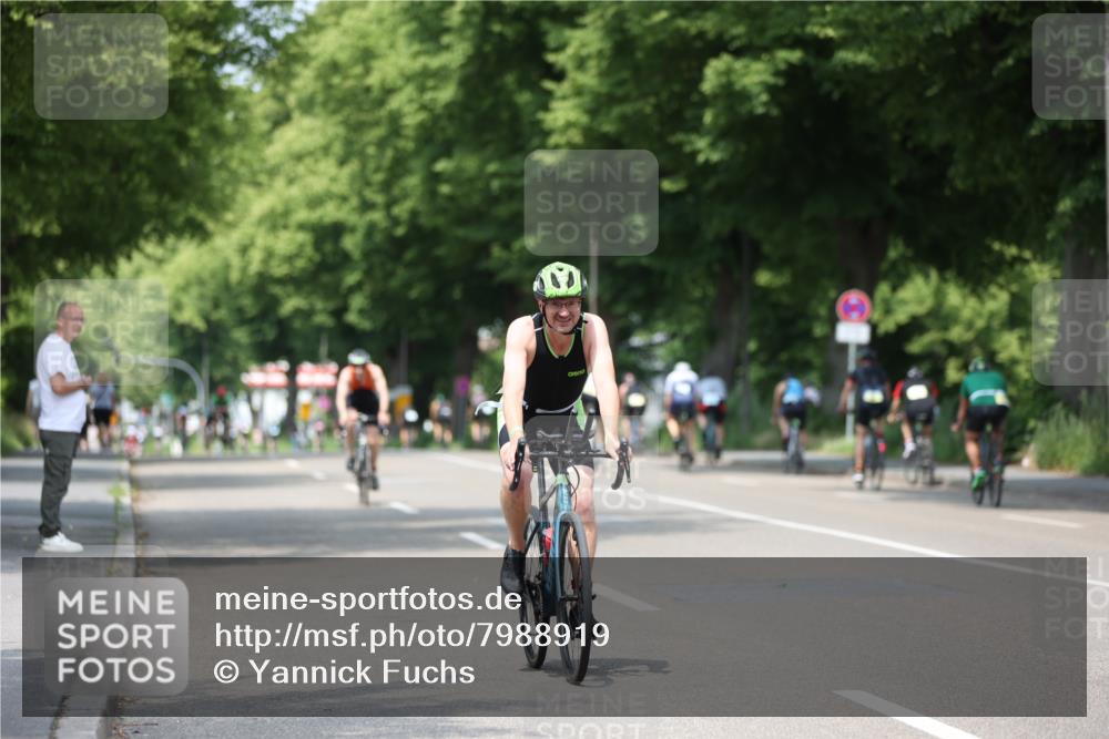 15.06.2025 - 7 Türme Triathlon Yannick Fuchs http://msf.ph/oto/7988919 15.06.2025 13:00:44 Radfahren 234, 327, 361, 579, 641, 927, 992, 1169 meine-sportfotos.de