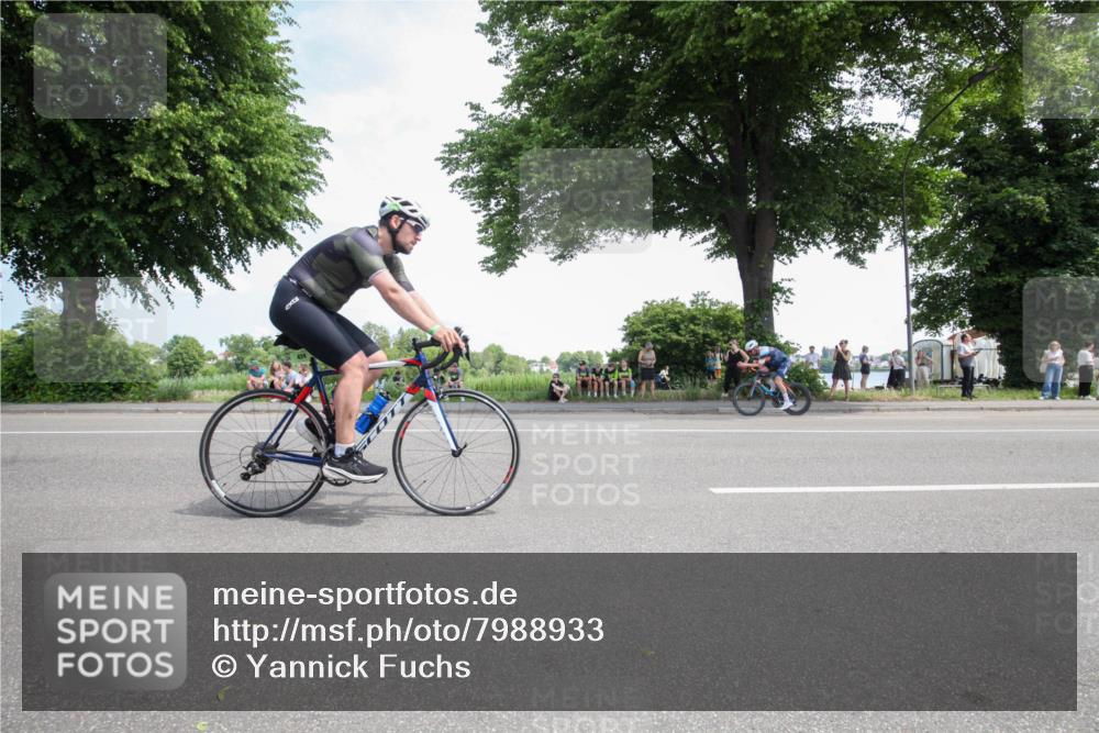 15.06.2025 - 7 Türme Triathlon Yannick Fuchs http://msf.ph/oto/7988933 15.06.2025 12:58:53 Radfahren 327, 527, 665, 681, 701, 1182 meine-sportfotos.de