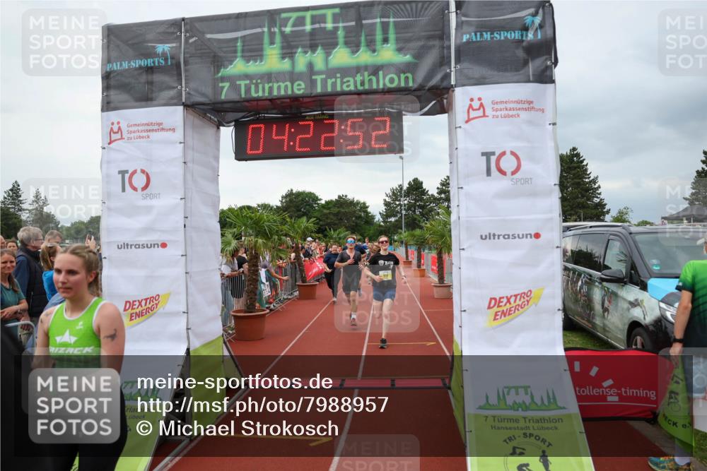 15.06.2025 - 7 Türme Triathlon Michael Strokosch http://msf.ph/oto/7988957 15.06.2025 14:22:52 Ziel 373, 423, 497, 754, 761, 893, 946, 958 meine-sportfotos.de