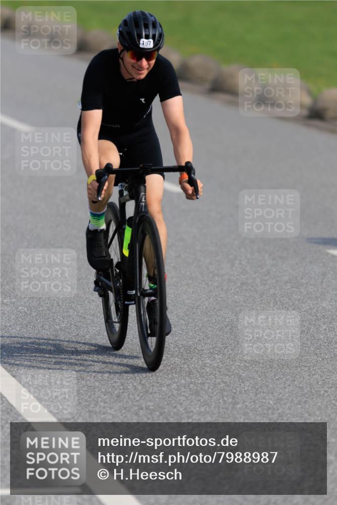 15.06.2025 - 27. Vierlanden-Triathlon H.Heesch http://msf.ph/oto/7988987 15.06.2025 09:30:09 Radfahren 109, 115, 139, 144, 167 meine-sportfotos.de