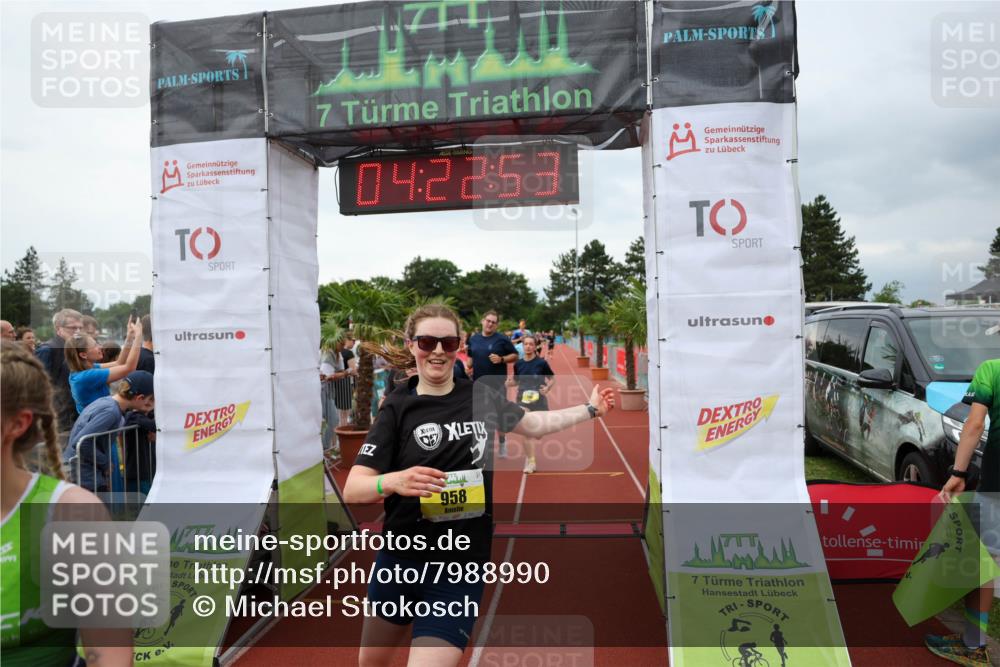 15.06.2025 - 7 Türme Triathlon Michael Strokosch http://msf.ph/oto/7988990 15.06.2025 14:22:53 Ziel 373, 423, 437, 497, 754, 761, 893, 946, 958 meine-sportfotos.de