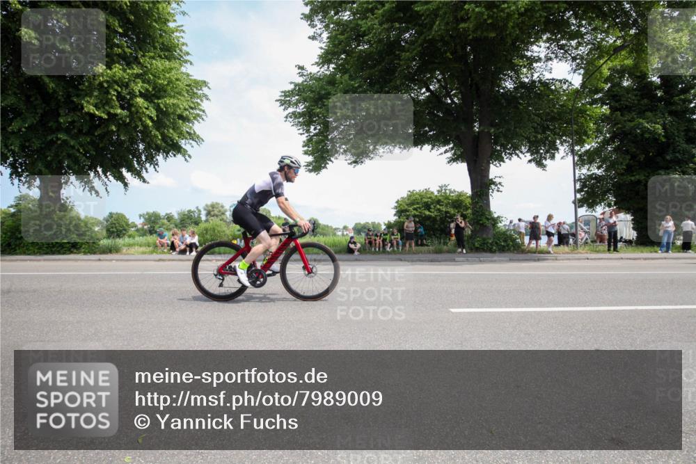 15.06.2025 - 7 Türme Triathlon Yannick Fuchs http://msf.ph/oto/7989009 15.06.2025 12:59:29 Radfahren 663, 727, 755, 842, 1075 meine-sportfotos.de