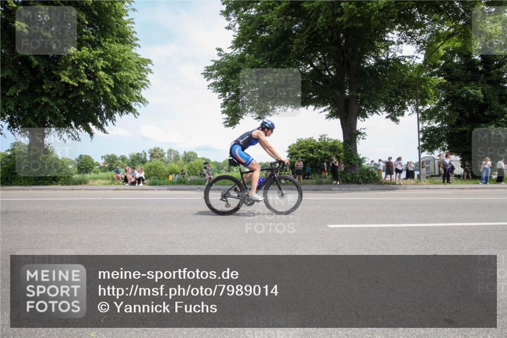 15.06.2025 - 7 Türme Triathlon Yannick Fuchs http://msf.ph/oto/7989014 15.06.2025 12:59:34 Radfahren 558, 663, 727, 792, 859 meine-sportfotos.de