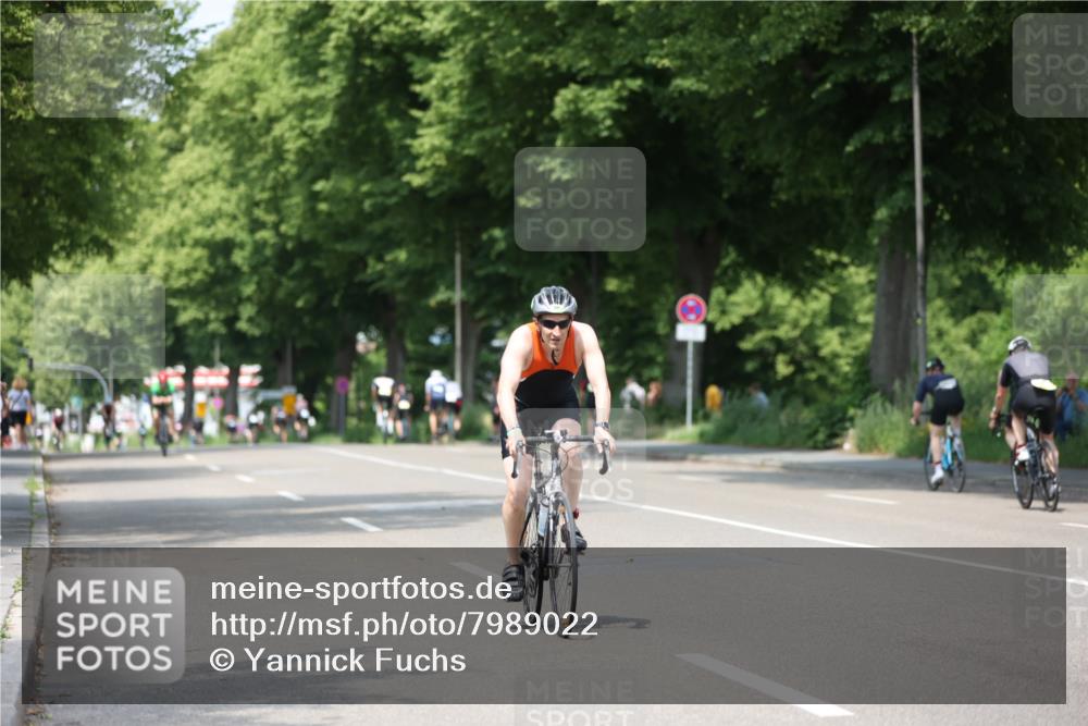 15.06.2025 - 7 Türme Triathlon Yannick Fuchs http://msf.ph/oto/7989022 15.06.2025 13:00:47 Radfahren 327, 361, 398, 641, 927, 1169 meine-sportfotos.de