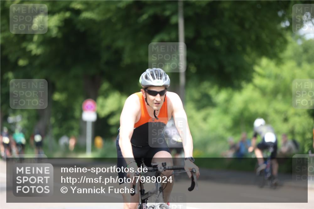 15.06.2025 - 7 Türme Triathlon Yannick Fuchs http://msf.ph/oto/7989024 15.06.2025 13:00:47 Radfahren 327, 361, 398, 641, 927, 1169 meine-sportfotos.de