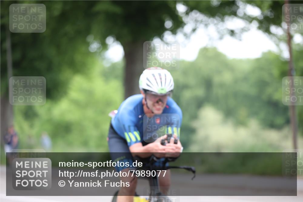 15.06.2025 - 7 Türme Triathlon Yannick Fuchs http://msf.ph/oto/7989077 15.06.2025 11:46:17 Radfahren 247, 309, 315 meine-sportfotos.de