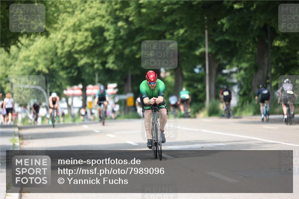 15.06.2025 - 7 Türme Triathlon Yannick Fuchs http://msf.ph/oto/7989096 15.06.2025 13:00:50 Radfahren 298, 327, 361, 376, 398, 467, 467, 515, 524, 641, 804, 846, 927, 1070, 1169 meine-sportfotos.de