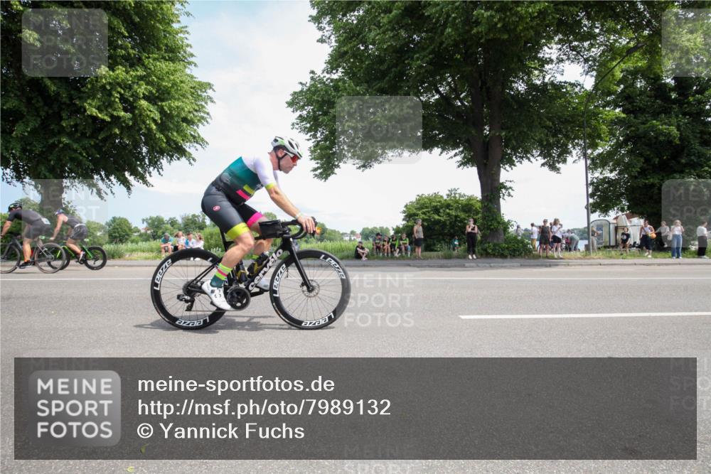 15.06.2025 - 7 Türme Triathlon Yannick Fuchs http://msf.ph/oto/7989132 15.06.2025 13:00:30 Radfahren 200, 252, 402, 461, 577, 879, 945, 963, 1166 meine-sportfotos.de