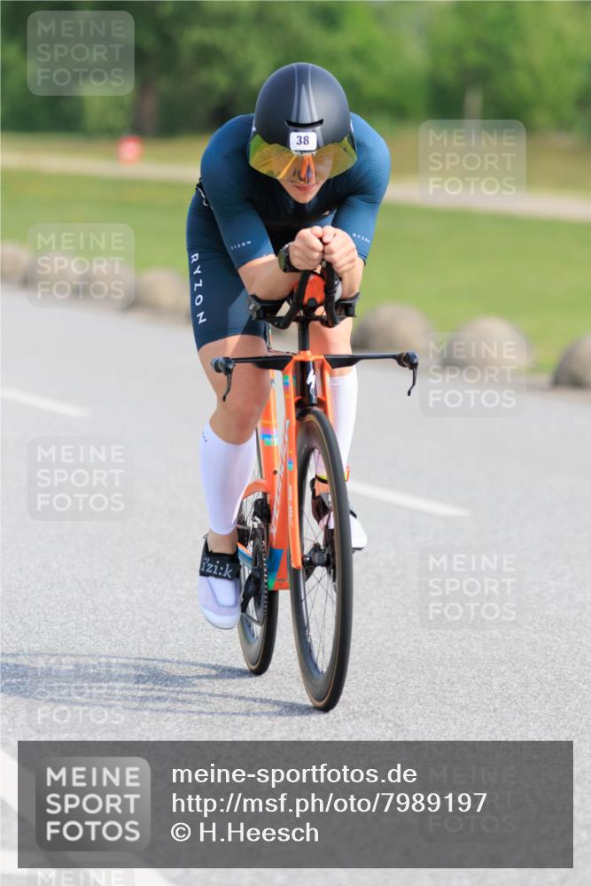 15.06.2025 - 27. Vierlanden-Triathlon H.Heesch http://msf.ph/oto/7989197 15.06.2025 09:32:03 Radfahren 18, 38, 93, 123, 185, 193, 225 meine-sportfotos.de