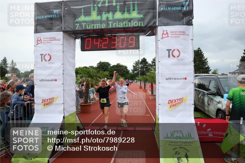 15.06.2025 - 7 Türme Triathlon Michael Strokosch http://msf.ph/oto/7989228 15.06.2025 14:23:09 Ziel 510, 1089, 1099 meine-sportfotos.de