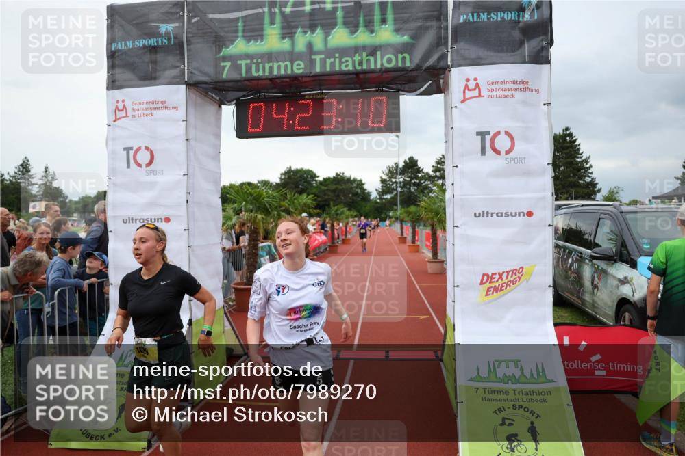 15.06.2025 - 7 Türme Triathlon Michael Strokosch http://msf.ph/oto/7989270 15.06.2025 14:23:10 Ziel 1058, 1089, 1099 meine-sportfotos.de