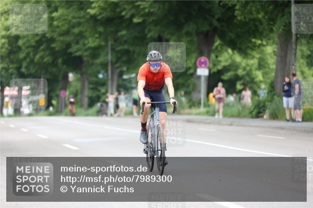15.06.2025 - 7 Türme Triathlon Yannick Fuchs http://msf.ph/oto/7989300 15.06.2025 11:46:32 Radfahren 202, 308 meine-sportfotos.de