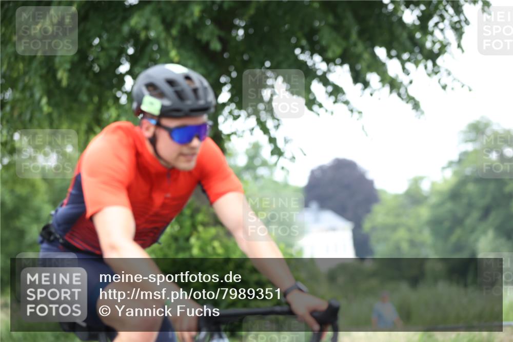 15.06.2025 - 7 Türme Triathlon Yannick Fuchs http://msf.ph/oto/7989351 15.06.2025 11:46:33 Radfahren 202, 308 meine-sportfotos.de
