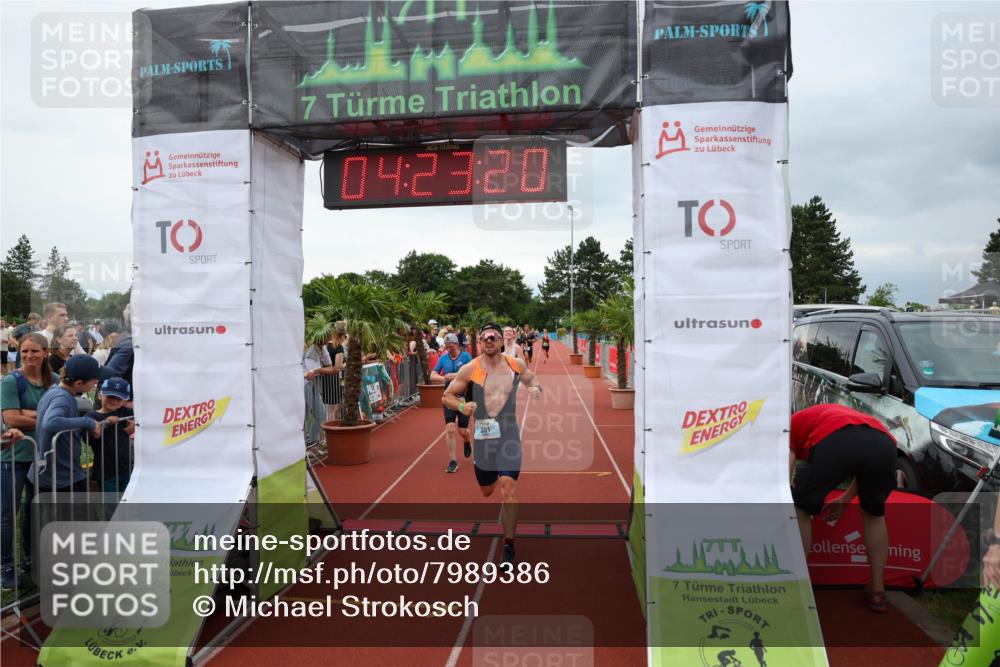 15.06.2025 - 7 Türme Triathlon Michael Strokosch http://msf.ph/oto/7989386 15.06.2025 14:23:20 Ziel 531, 558, 839, 962, 1039, 1058 meine-sportfotos.de