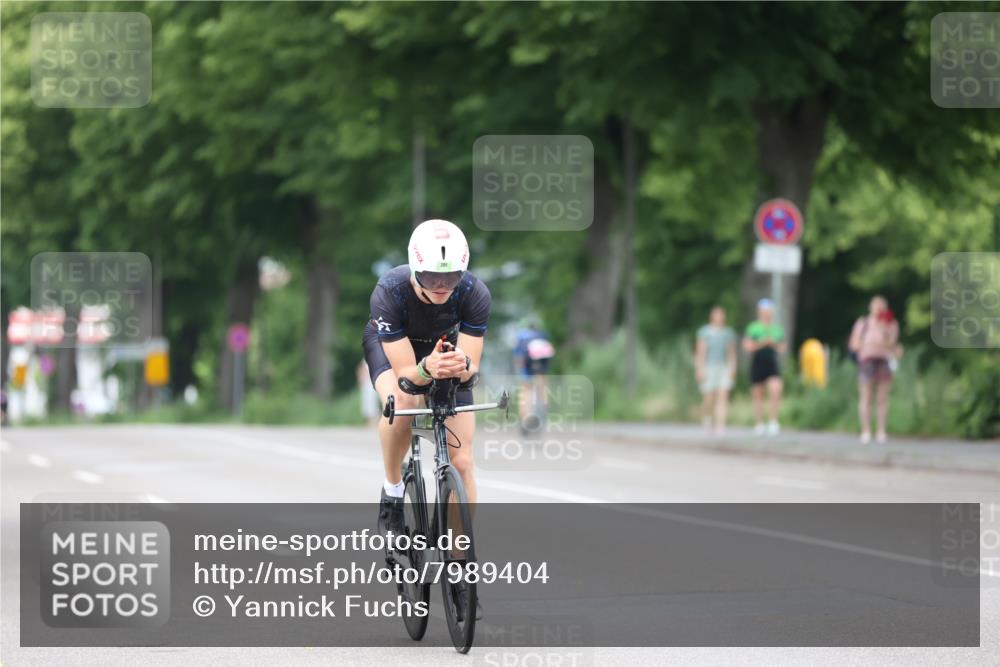 15.06.2025 - 7 Türme Triathlon Yannick Fuchs http://msf.ph/oto/7989404 15.06.2025 11:46:56 Radfahren 257, 291 meine-sportfotos.de