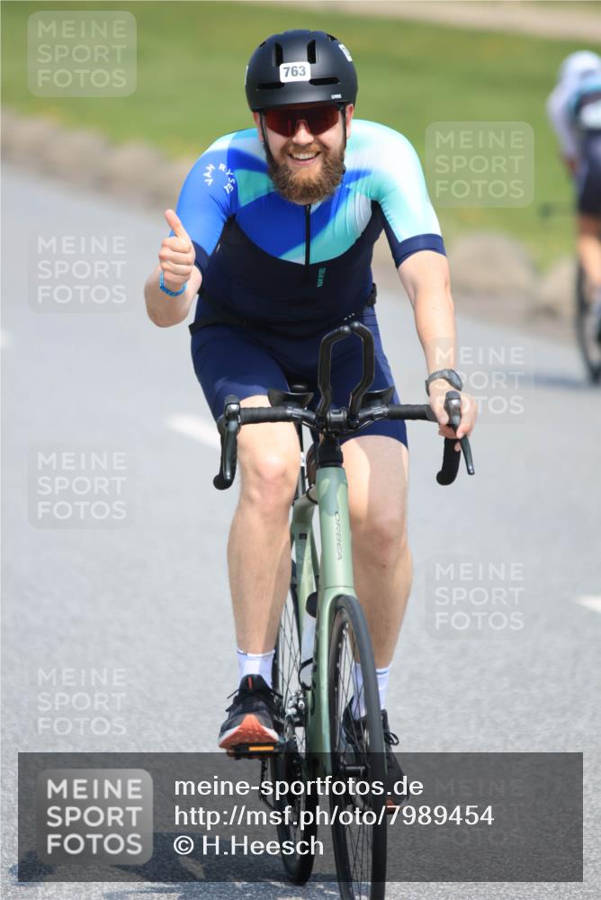 21.06.2025 - 27. Vierlanden-Triathlon H.Heesch http://msf.ph/oto/7989454 15.06.2025 11:47:06 Radfahren 647, 696, 710, 717, 722, 734, 763, 831 meine-sportfotos.de