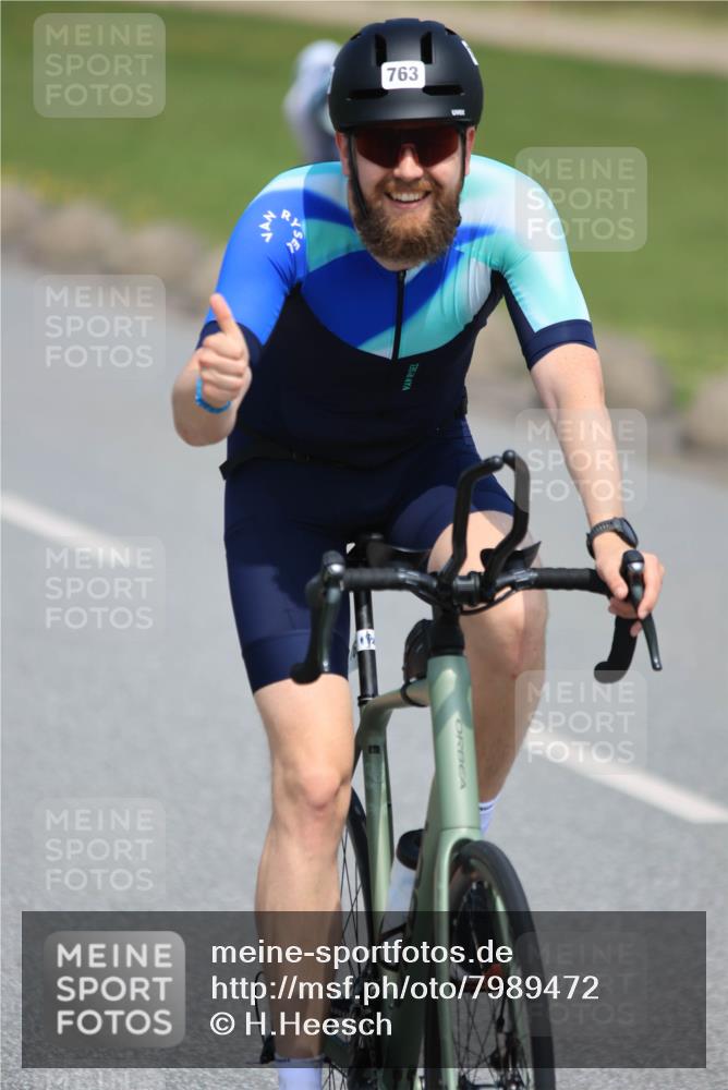 21.06.2025 - 27. Vierlanden-Triathlon H.Heesch http://msf.ph/oto/7989472 15.06.2025 11:47:07 Radfahren 647, 696, 710, 717, 722, 734, 763 meine-sportfotos.de