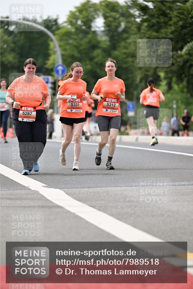 15.06.2025 - REWE Women's Run Dr. Thomas Lammeyer http://msf.ph/oto/7989518 15.06.2025 10:49:20 Laufen 5287, 5331, 5312 meine-sportfotos.de