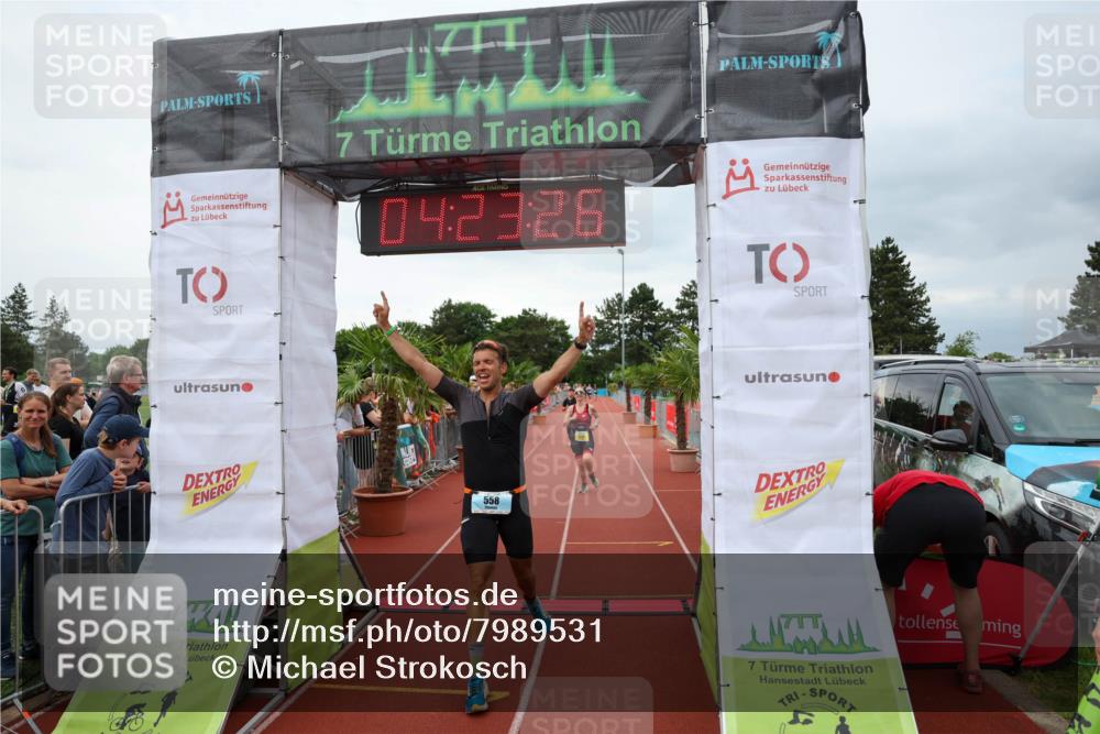 15.06.2025 - 7 Türme Triathlon Michael Strokosch http://msf.ph/oto/7989531 15.06.2025 14:23:25 Ziel 531, 558, 839, 962, 1039, 1113, 1160 meine-sportfotos.de